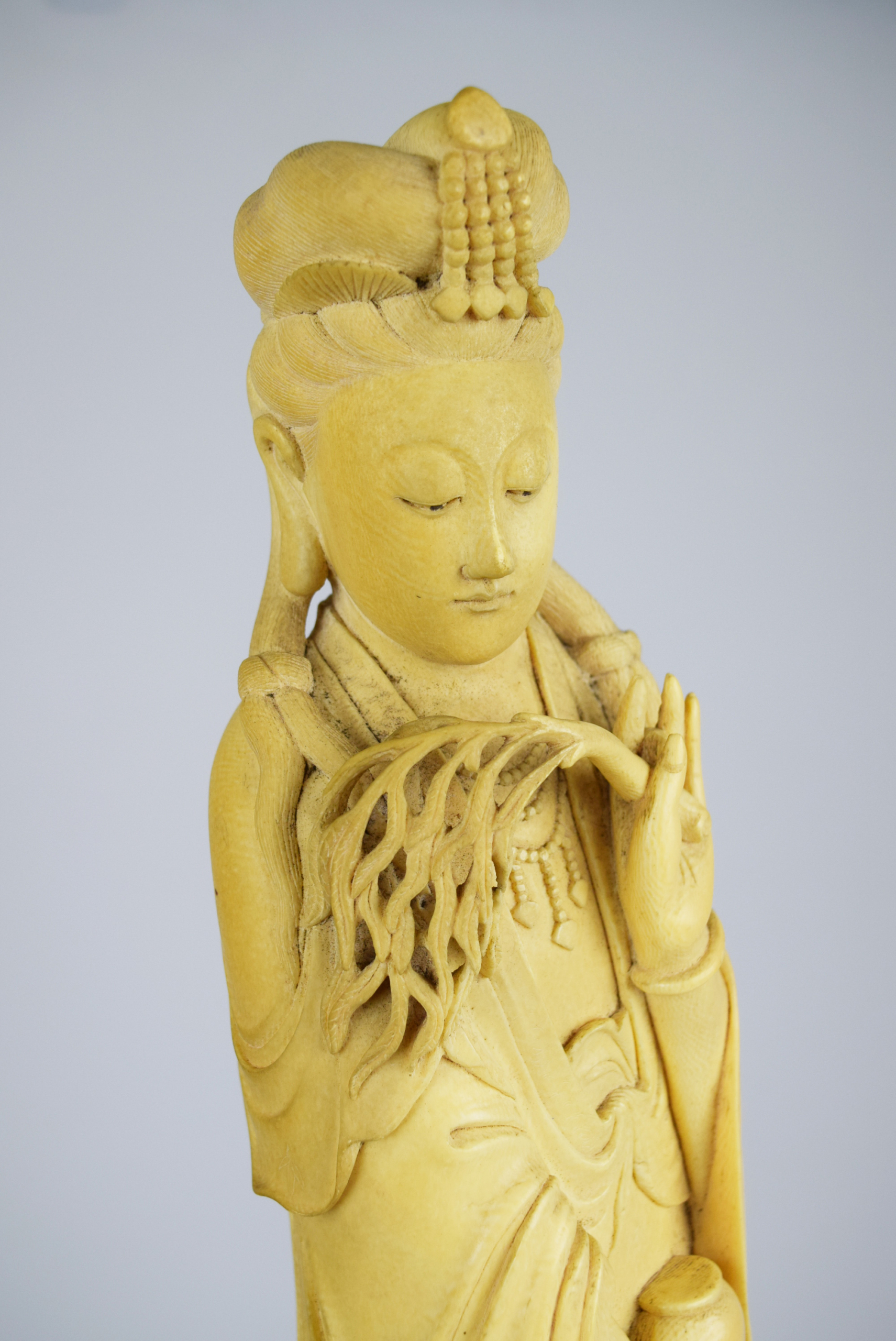 バングル 象牙調 天然素材 アンティーク 彫刻 古美術品細密細工骨董コレクション バングル 象牙, image size:1711x2560