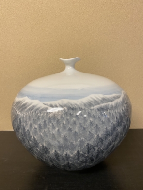藤井朱明作　墨早春　壷-295x393.jpg